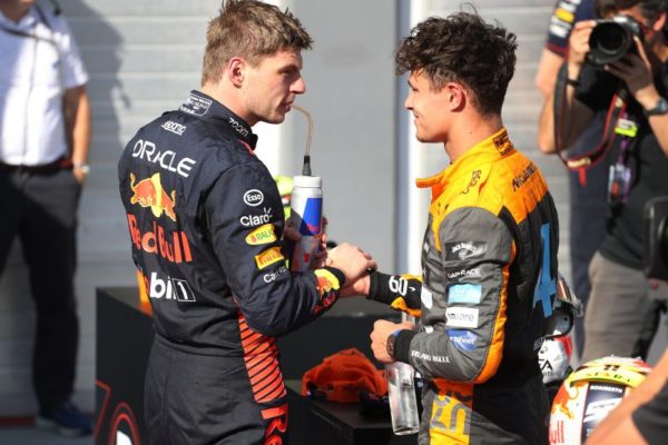 Norris nem fél Verstappentől, új ferrarisok – szombati F1-es hírek