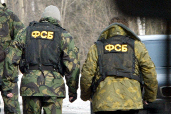 Őrizetbe vették egy orosz titkos üzem Varsónak kémkedő munkatársát