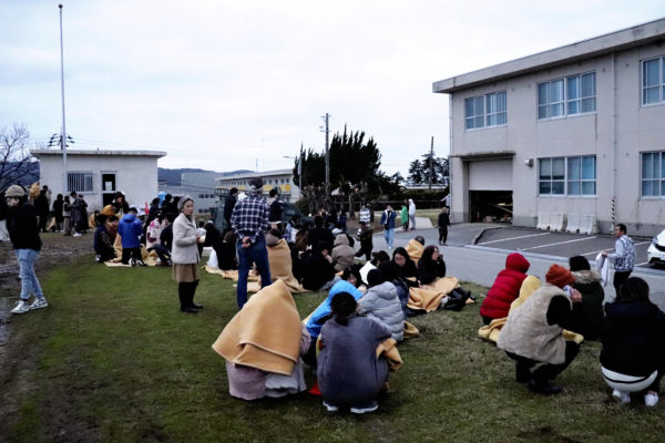 Számos halálos áldozata van az újévkor történt japán földrengésnek