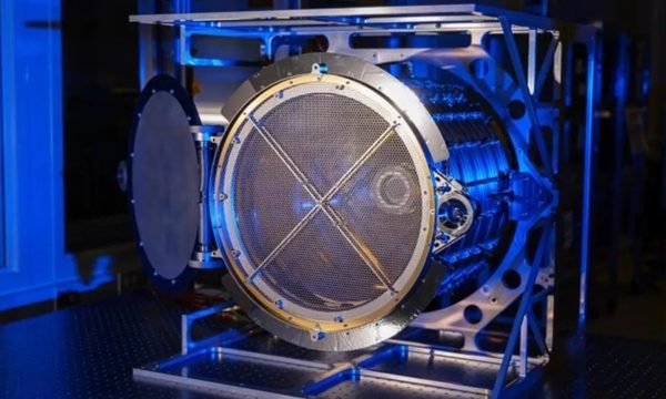 Tech: Bekapcsolják a kozmikus porszívót: felküldenek az űrbe egy 21 kg-s műszert, ami csillagközi port fog gyűjteni