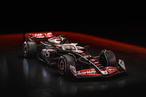 Megjött az idei Haas, őrületes fizetést kap Hamilton: a pénteki F1-es hírek
