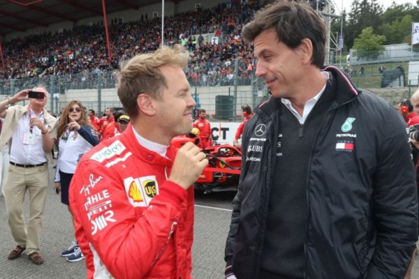 „Ő már nem akar többé versenyezni” – Wolff Vettelről
